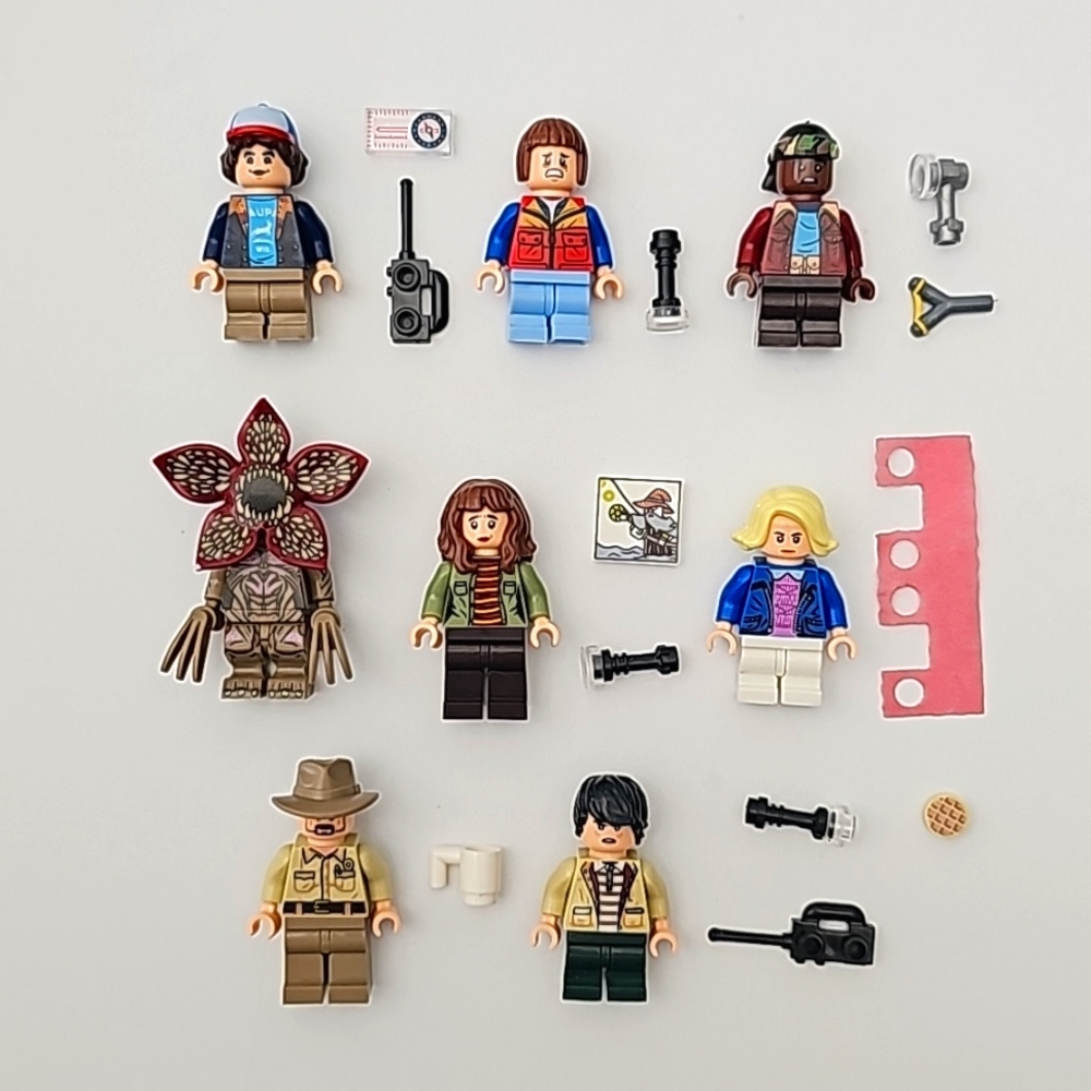 Lot of 8 Stranger Things Lego Compatible Minifigures Minifigs